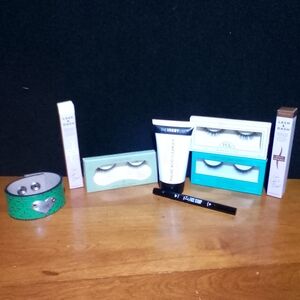 Green Bracelet and Lash Set